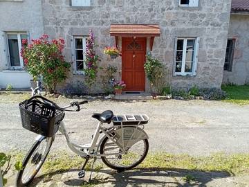 Chambre d’hôte pour 3 personnes, avec piscine dans La Guillermie