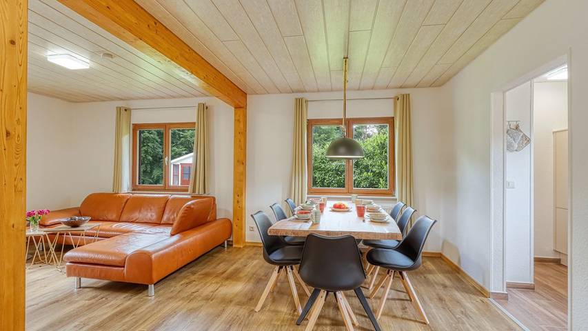 Ferienhaus für 7 Personen, mit Terrasse und Garten sowie Sauna, mit Haustier in Kirchheim