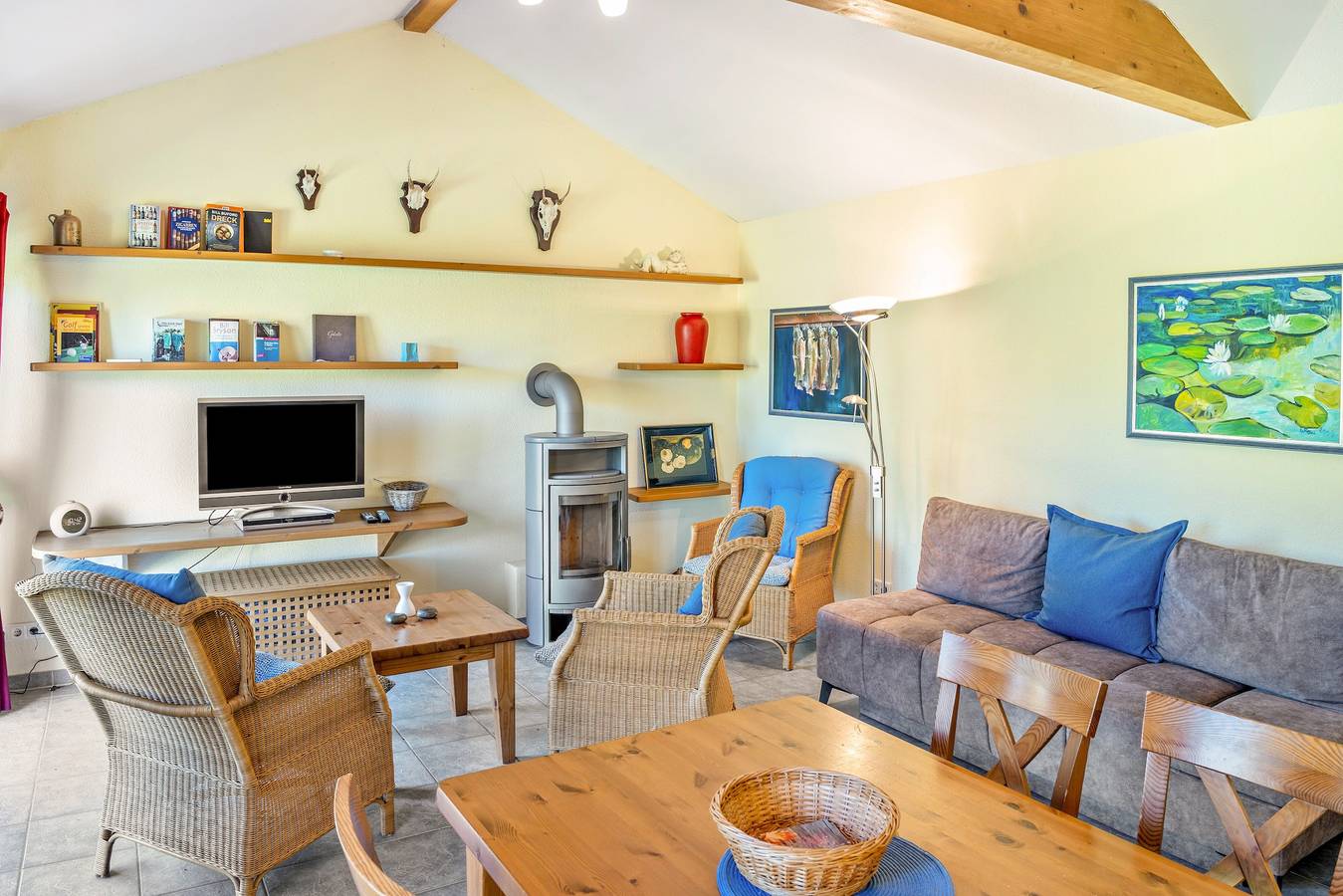 Bungalow 'Am Haussee' mit Seeblick, privater Terrasse und Wlan in Himmelpfort, Ruppiner Seenland