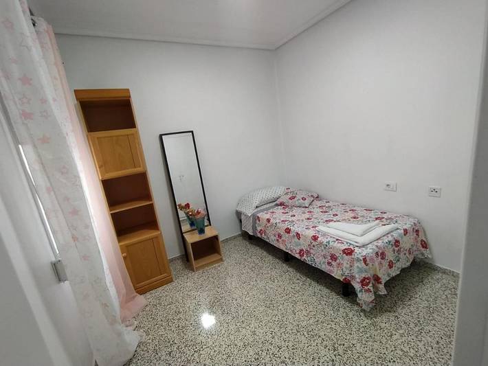Gîte pour 2 personnes, avec vue et terrasse, animaux acceptés à Vila-real - 4