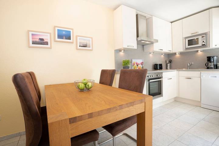 Ganze Ferienwohnung, Strandallee 92b- Wohnung 18 in Scharbeutz, Ostholstein