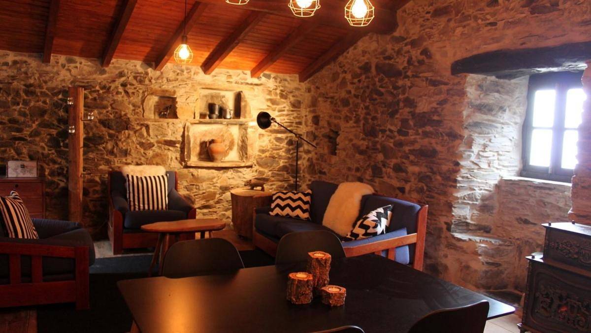 Two-Bedroom House in Lousã, Serra da Lousã