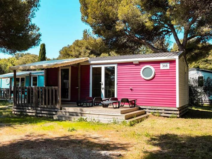 Camping pour 6 personnes, avec bassin pour enfant dans les Bouches-du-Rhône - 2