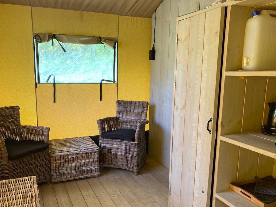 Camping Sites et Paysages - Le Vaubarlet  - Tienda de lona y madera 5 personas - Tienda Safari - Insolite Confort 3* - 2 hab. in Sainte-Sigolène, Macizo Central