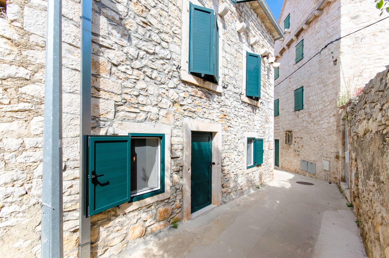 Appartamento intero, Apartments by the sea Supetar, Brač - 5656 in San Pietro di Brazza, Brac