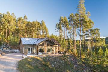 Villa für 8 Personen, mit Garten und Sauna sowie Terrasse, kinderfreundlich in Norwegen