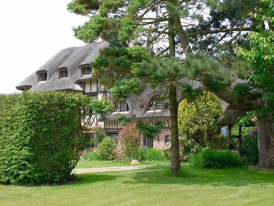 Les Hauts d'Etretat in Bordeaux-Saint-Clair, Région du Havre