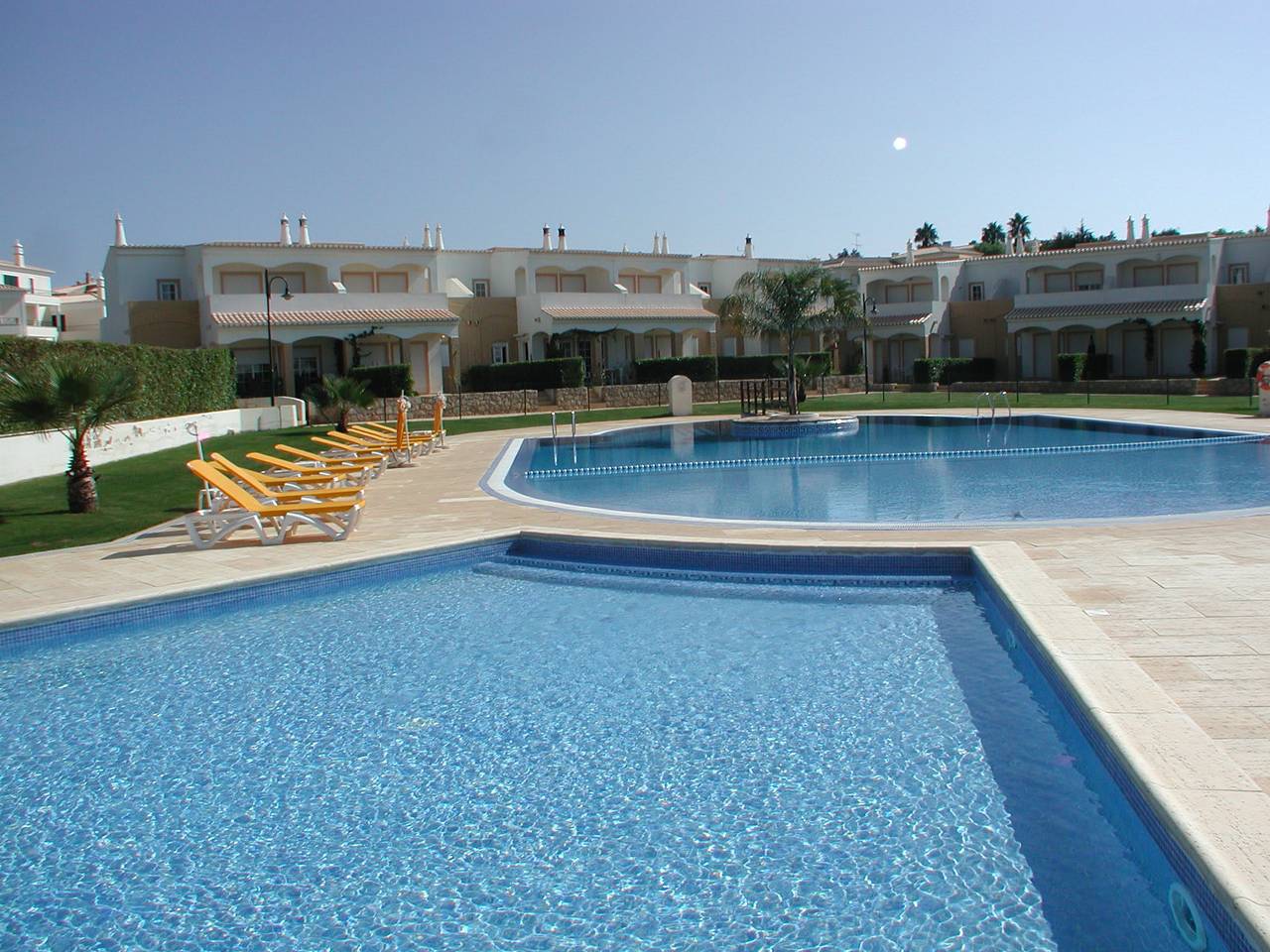 Ferienhaus für 4 Personen mit Balkon/Terrasse in Montes de Alvor, Alvor