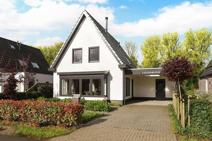Vakantiehuis voor 2 personen, with Whirlpool and Terras as well as Tuin and Uitzicht in Lelystad
