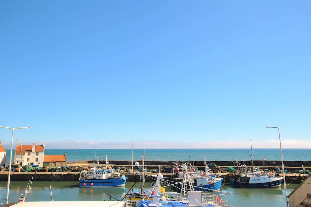 Entire apartment, May View - Two Bedroom Apartment, Sleeps 4 in Pittenweem, Fife region