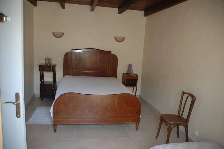 Location de vacances pour 5 personnes, avec jardin et terrasse à Vico - 3