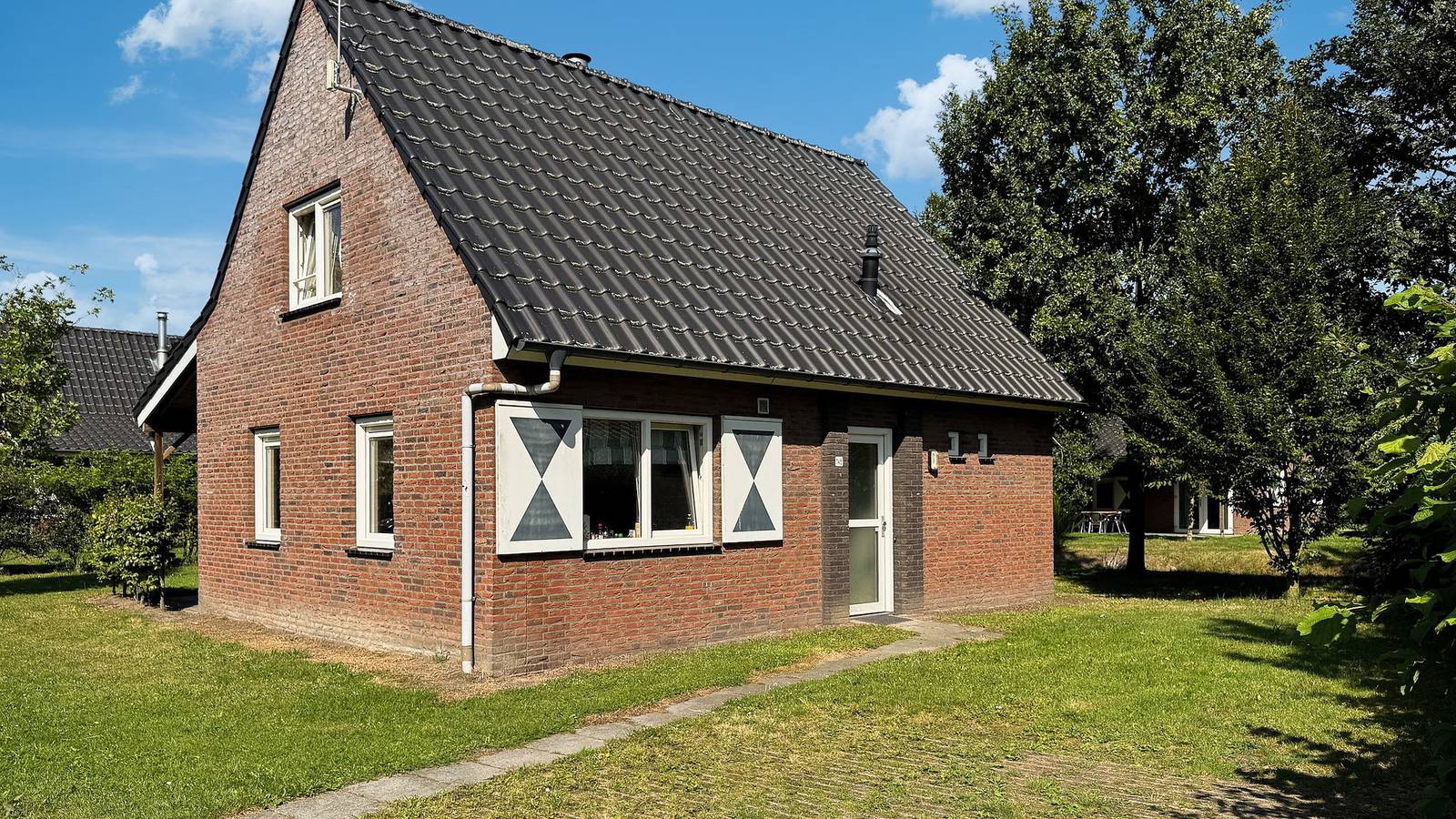 Summio Bosparc de Hoevenaer — Bungalow Wellness 6 in Hoeven, Halderberge