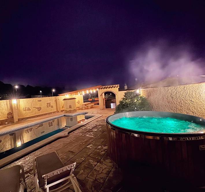 Casa rural para 5 personas, con Balcón y Terraza además de Jacuzzi y Jardín en Alforja - 3