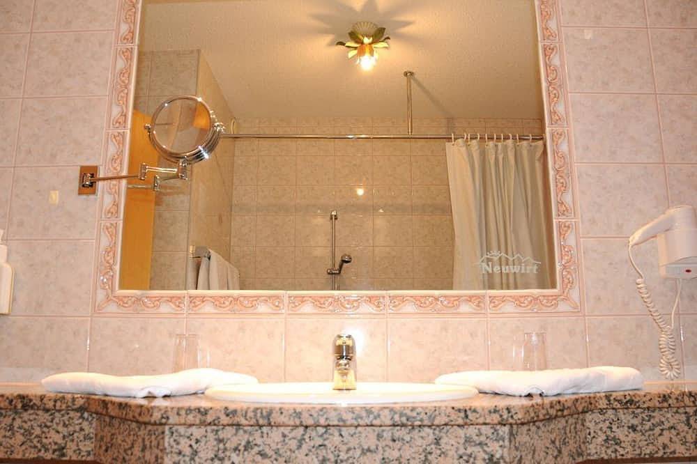 Komfortdoppelzimmer \"Alpenrose\" - Hotel Neuwirt in Brandenberg, Kufstein Umgebung