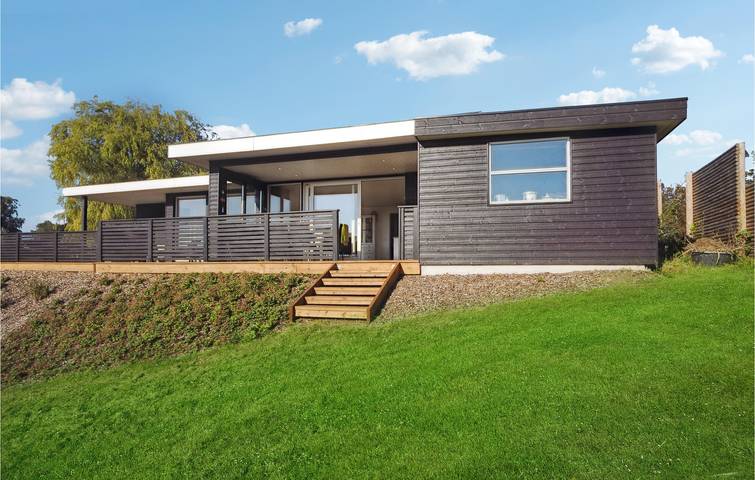 Ferienhaus für 8 Personen mit Terrasse in Høll, Børkop