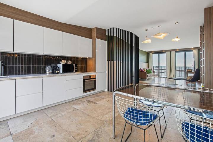 Gîte pour 4 personnes, avec piscine ainsi que vue et balcon dans Port de Sète - 4