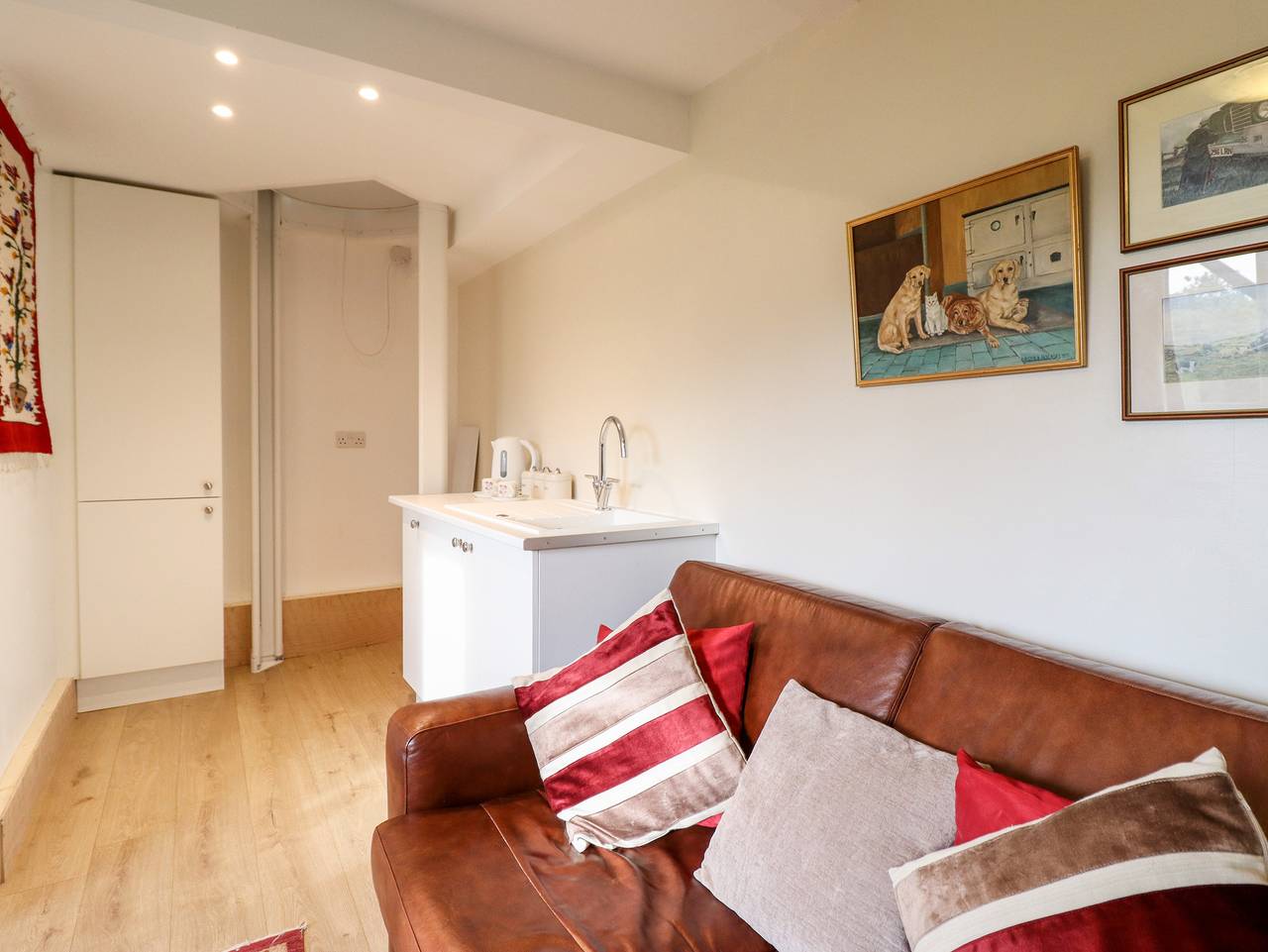 Westoe Hideaway in Llangollen, Denbighshire