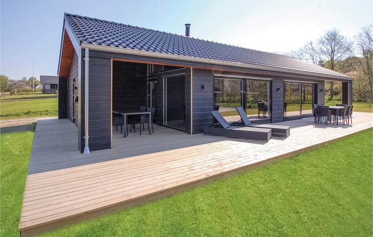 Ferienhaus für 10 Personen, mit Terrasse und Whirlpool sowie Garten in Kelstrup Strand - 2