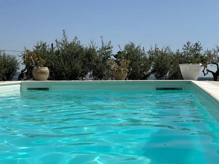 Ferienhaus für 3 Personen, mit Terrasse und Garten sowie Pool