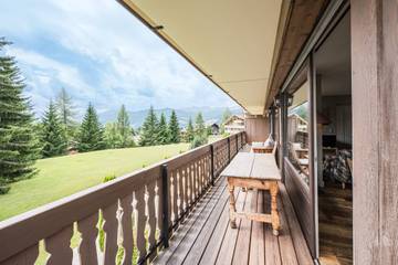 Gîte pour 3 personnes, avec balcon et piscine à Megève