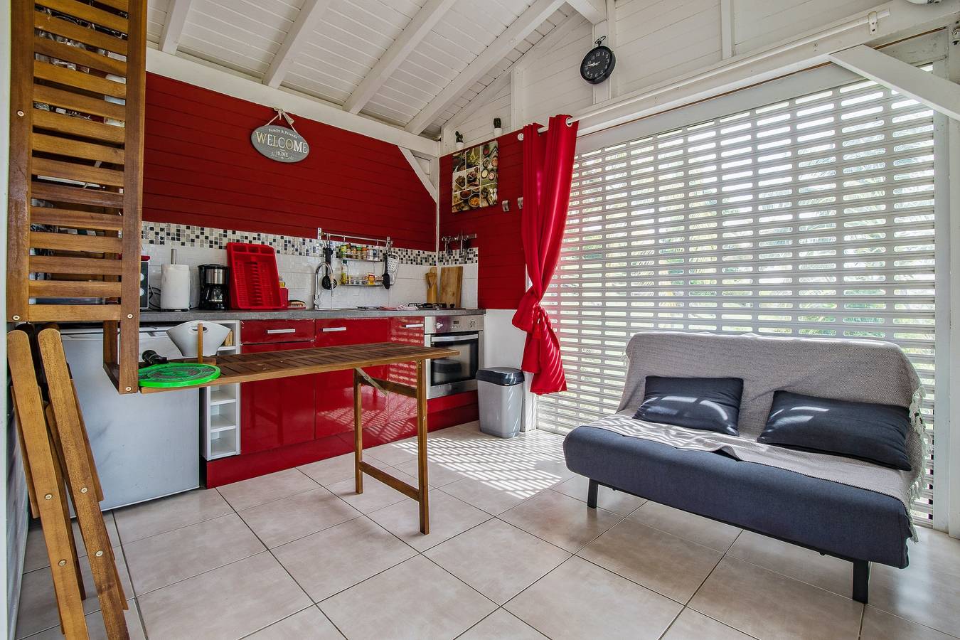 Encantador bungalow en Petit Bourg con piscina compartida in Petit-Bourg, Guadalupe