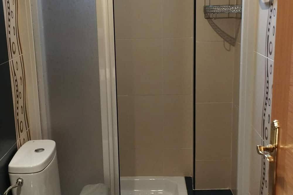 Entire apartment, Apartamento Riglos in Candanchú, Aisa