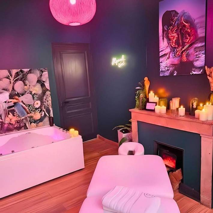 Gîte pour 2 personnes, avec jacuzzi dans Saint-Étienne - 4