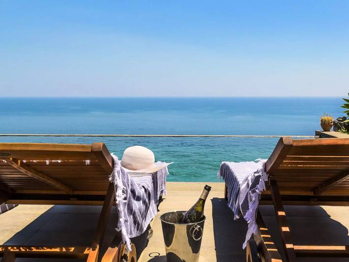 Villa per 6 persone, con piscina e balcone a Acireale