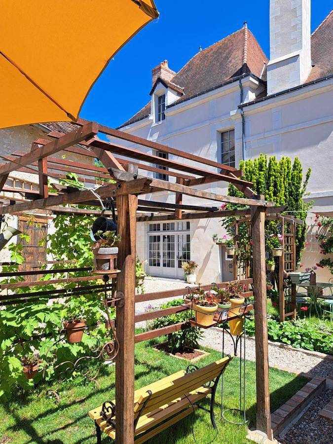 Location de vacances pour 4 personnes, avec vue ainsi que terrasse et jardin à Preuilly-sur-Claise