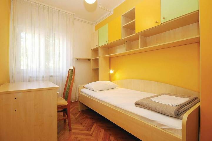 Ferienhaus für 14 Personen, mit Terrasse in Zadar (Kommun) - 4