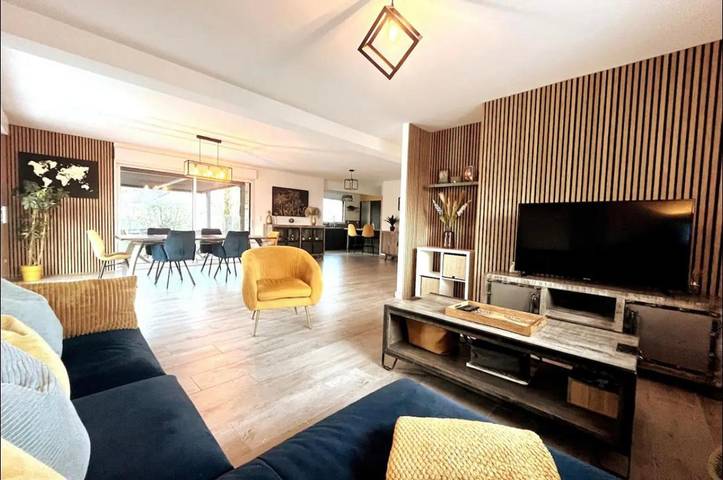 Location de vacances pour 6 personnes, avec Terrasse ainsi que Jardin et Vue à Leffrinckoucke