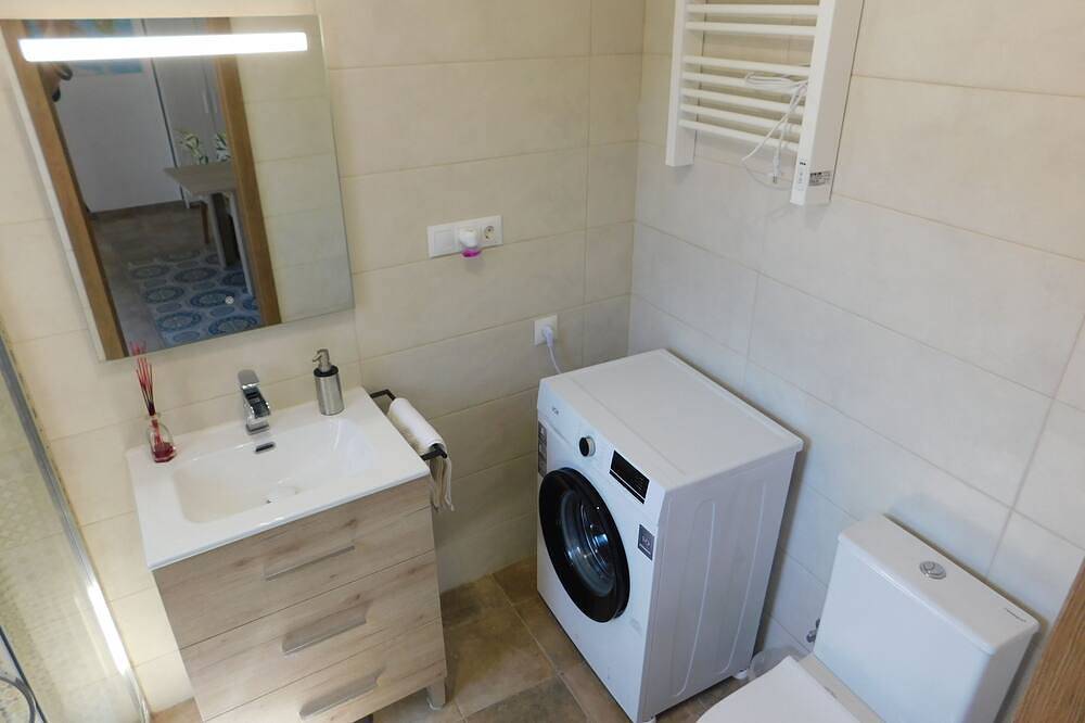 Casa Linda está ubicada en uno de los pueblos blancos más bonitos de la Axarquía in Almáchar, Provincia de Málaga