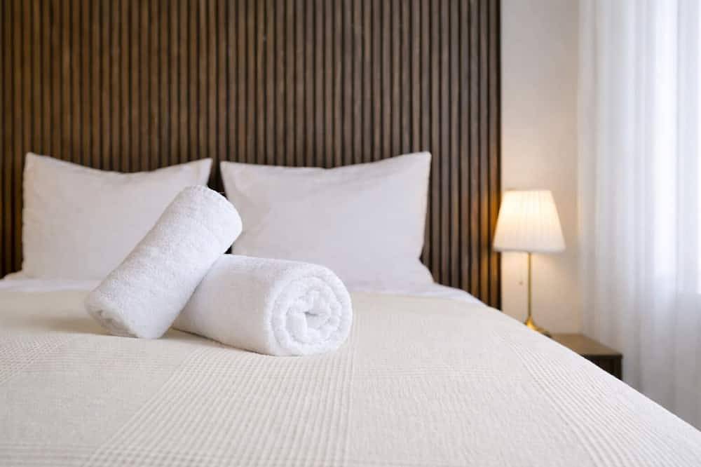 Ganze Wohnung, Nuit Apartment - Hbf, Zentral, Helios-Klinik, Nähe Messe Düsseldorf in Krefeld, Niederrhein