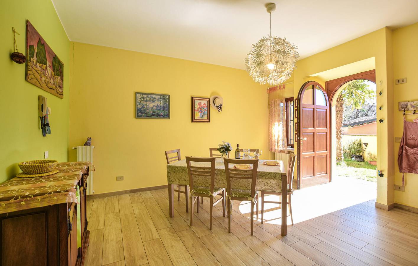 Apartamento vacacional entero, Acogedor apartamento cerca de la pizzería Eureka - WiFi y aparcamiento gratuitos in Solferino (Italia), Provincia de Mantova