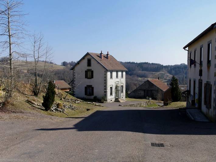 Gîte pour 6 personnes, avec jardin dans Les Mille étangs - 2