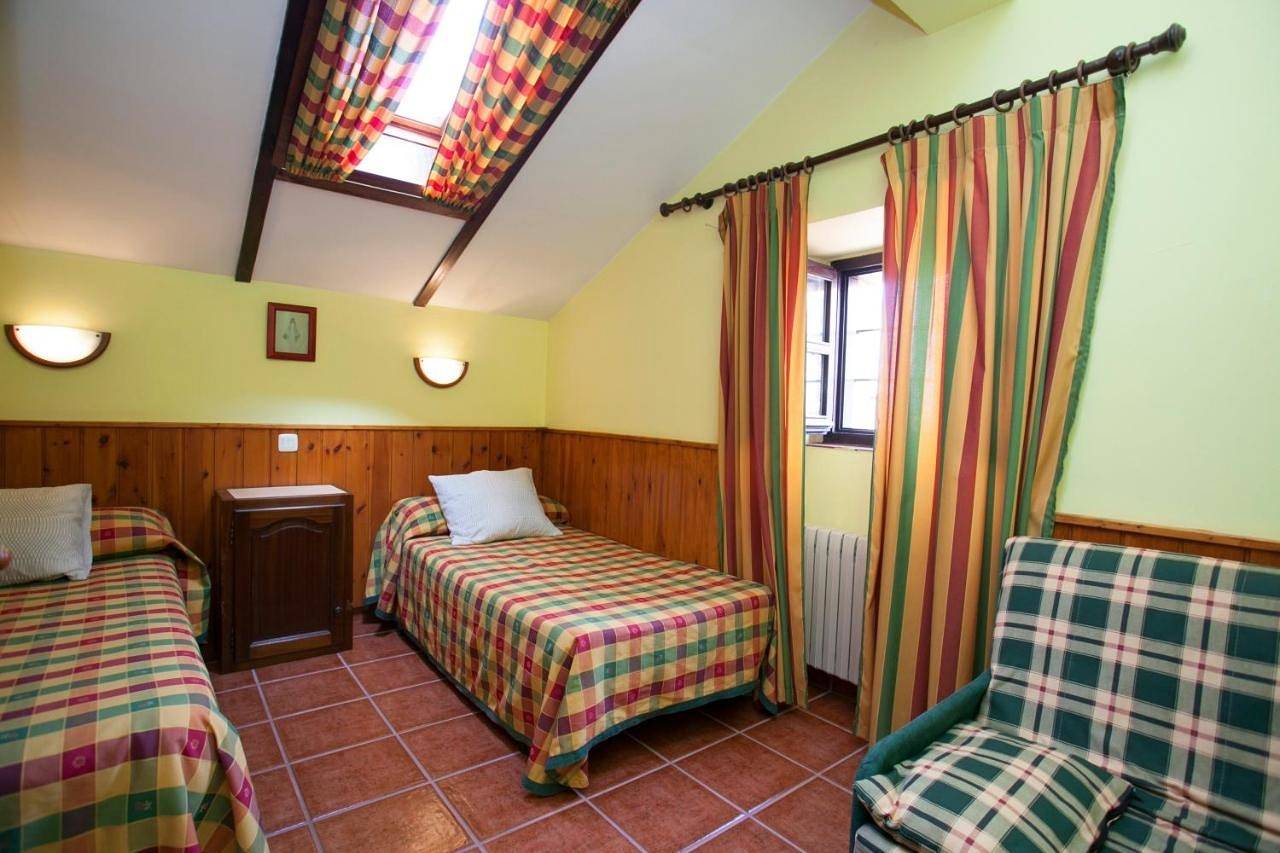 Standard Twin Room in San Sebastián de Garabandal, Rionansa