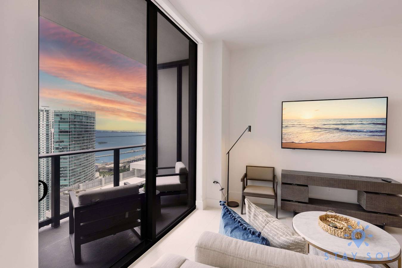 Ganze Wohnung, 1 Br - City Views  Gym   Pool  in Miami, Florida