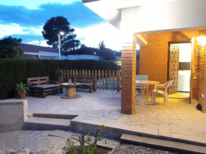 Villa pour 8 personnes, avec jardin ainsi que terrasse et vue à Calafat - 2