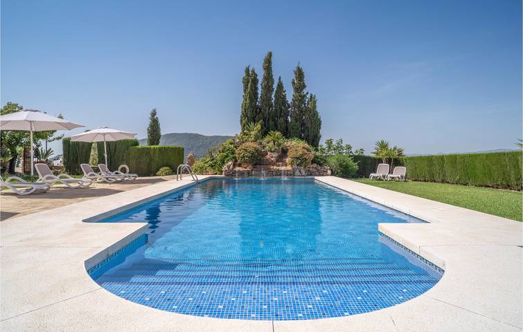 Apartamento vacacional entero, Terraza junto a la piscina: Alquiler moderno a 1,5km de Mondrón in Periana, Provincia de Málaga
