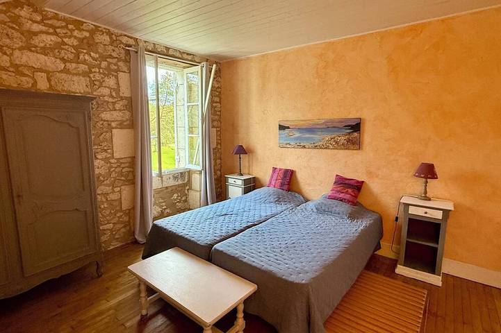 Location de vacances pour 8 personnes, avec jacuzzi ainsi que piscine et jardin à Monestier - 4