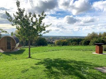 Gîte pour 4 personnes, avec jardin ainsi que vue et sauna à Mont-de-l'Enclus