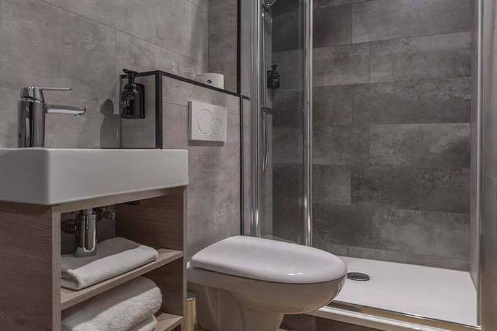 Serene Forest Hotel Stay in the Heart of Veluwe | Nature Trails & Fresh Air in Putten, Veluwe