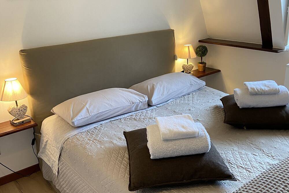 Ganze Wohnung, The Castle: A Magic Retreat in Cervatto, Walliser Alpen
