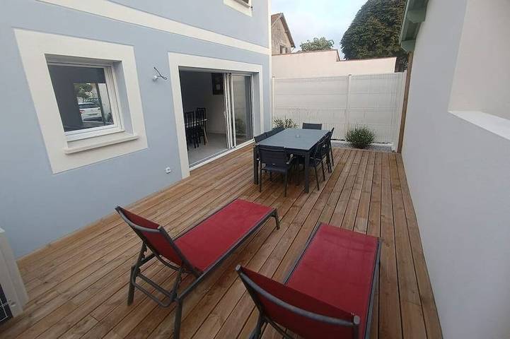 Gîte pour 8 personnes dans Office De Tourisme De Chatelaillon Plage