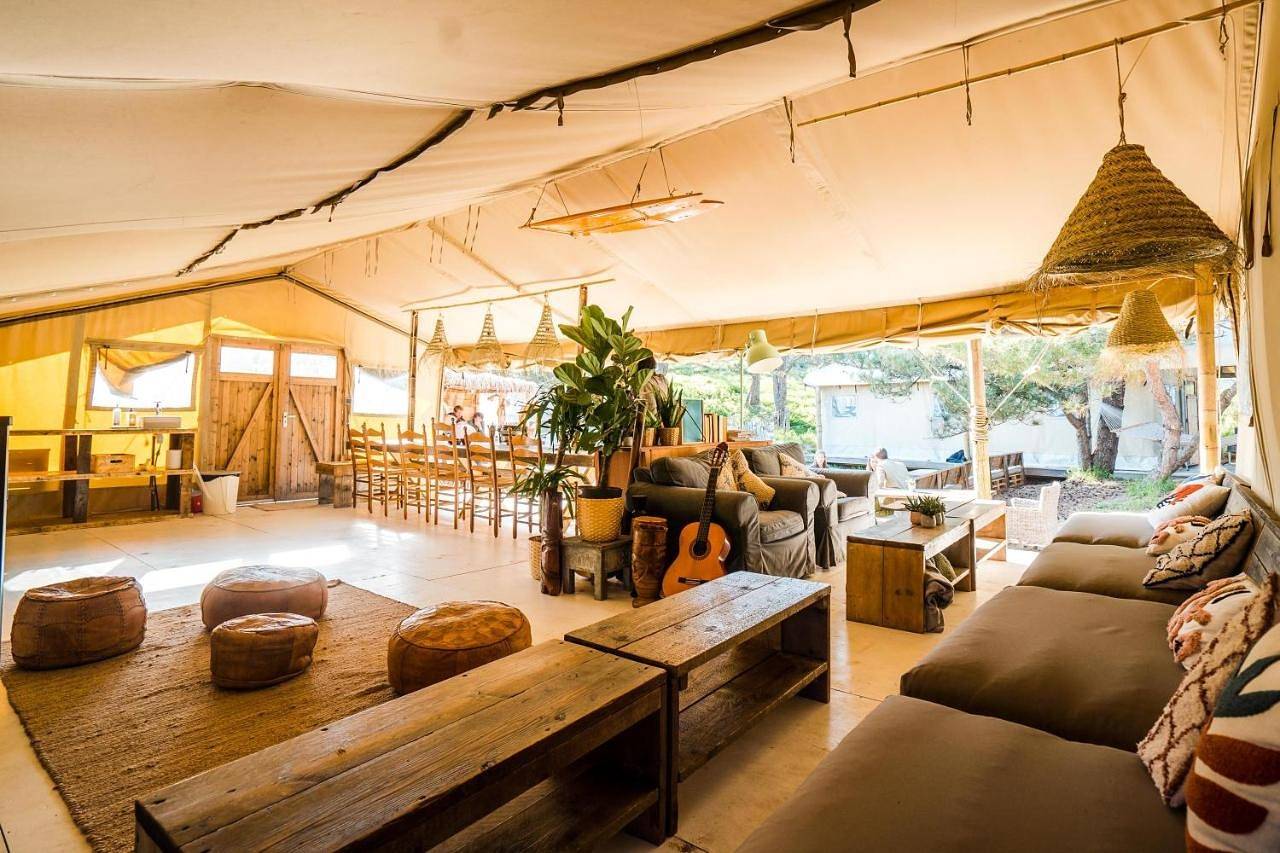 Surfana Camp Bloemendaal Hostel in Overveen, Nationaal Park Zuid-Kennemerland