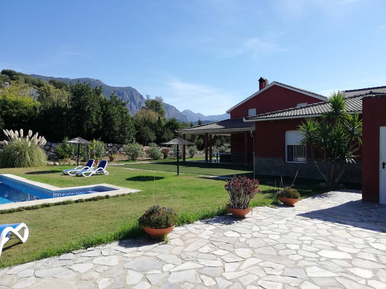 Villa espaciosa con piscina privada y vistas a la montaña en Ubrique in Ubrique, Parque natural de Los Alcornocales