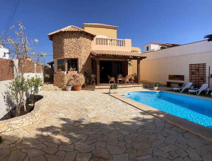 Casa rural para 8 personas, con vistas además de jardín y piscina en Tuineje - 4