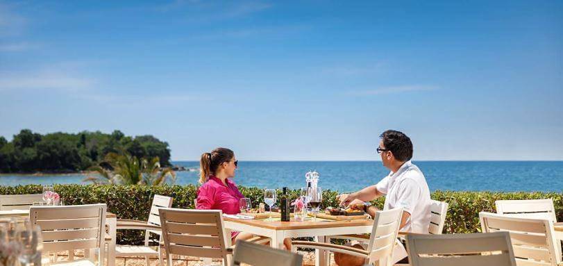 Zelt für 5 Personen, mit Garten und Pool sowie Ausblick in Kroatien