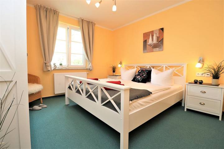 Ferienwohnung für 6 Personen, mit Garten in Wustrow - 3