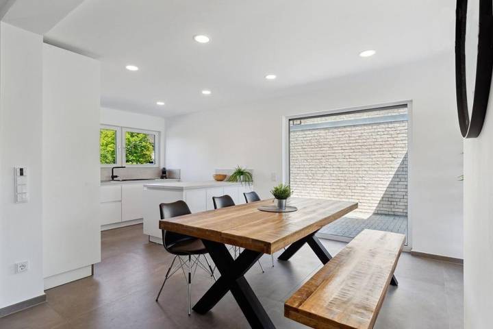 Villa für 6 Personen, mit Balkon und Terrasse sowie Garten und Ausblick